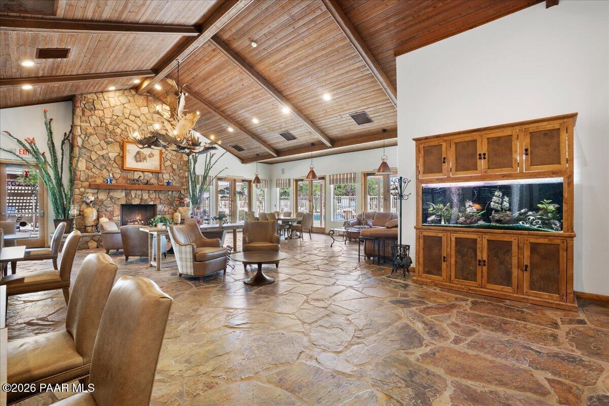 7668 E Dusty Boot Road