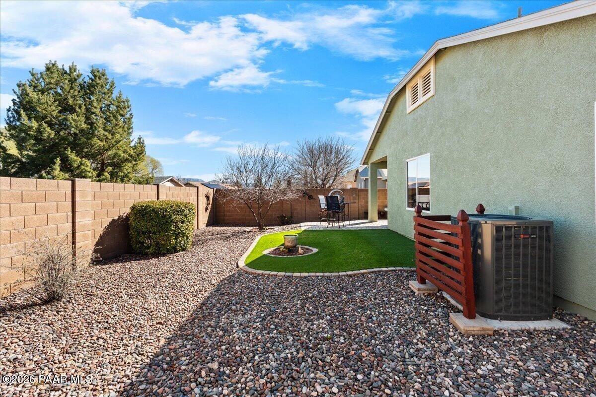 7668 E Dusty Boot Road