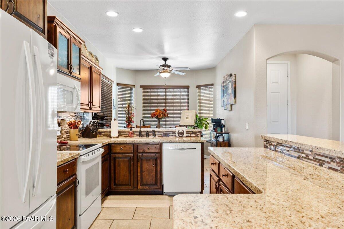 7668 E Dusty Boot Road