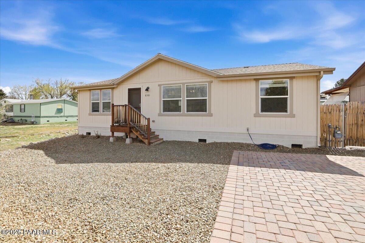 6321 E Sunset Lane