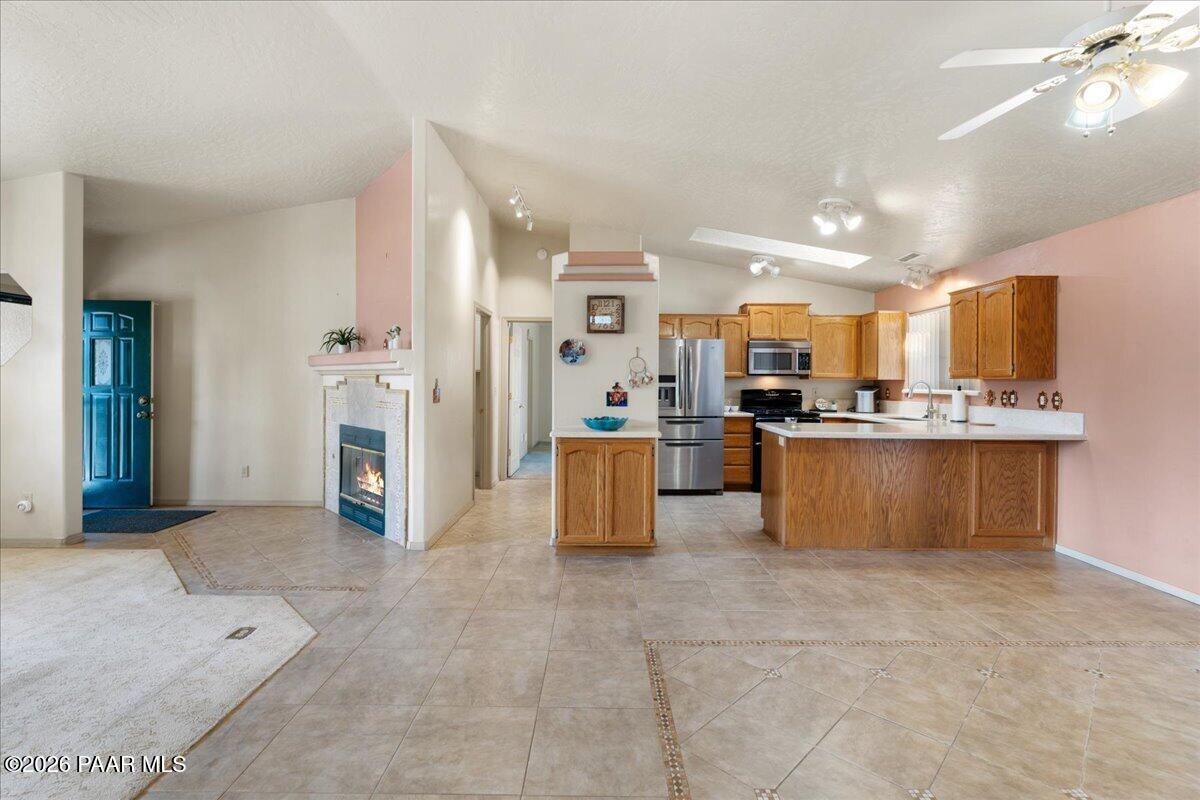 5089 N Village Drive