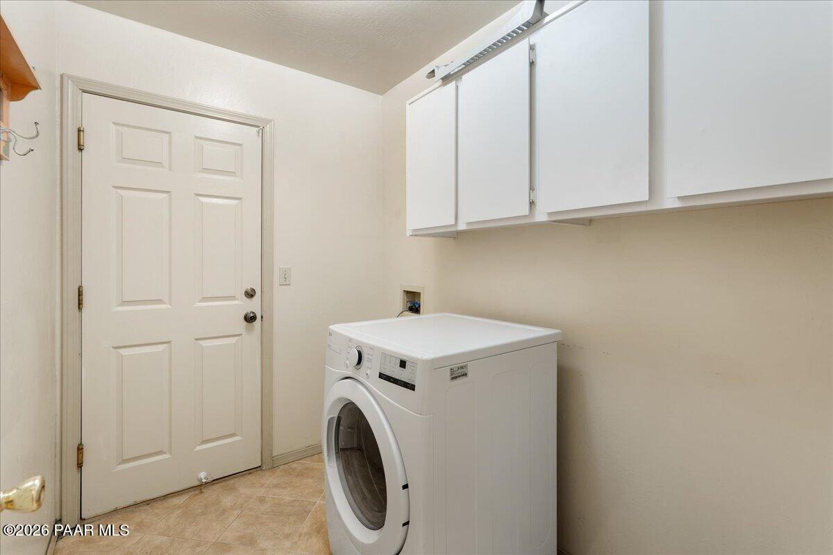 5089 N Village Drive