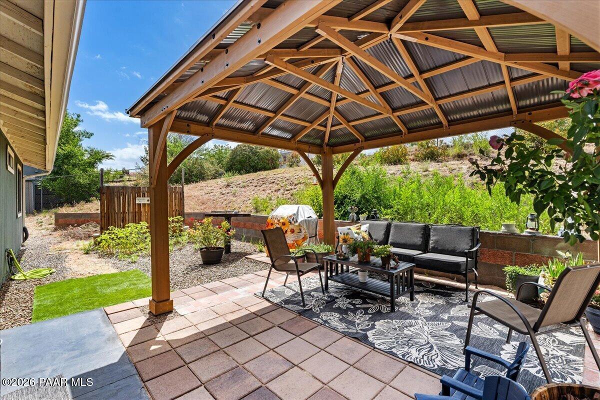 8601 E Crater Court
