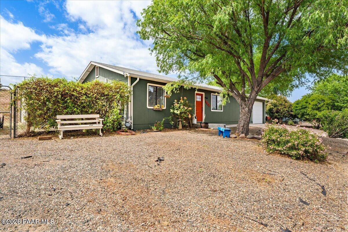 8601 E Crater Court