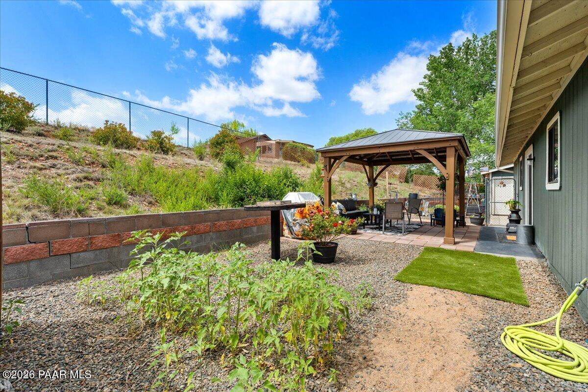 8601 E Crater Court