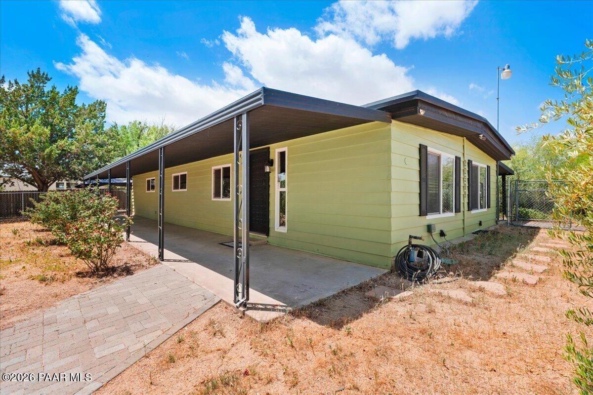 20589 E Larry Lane