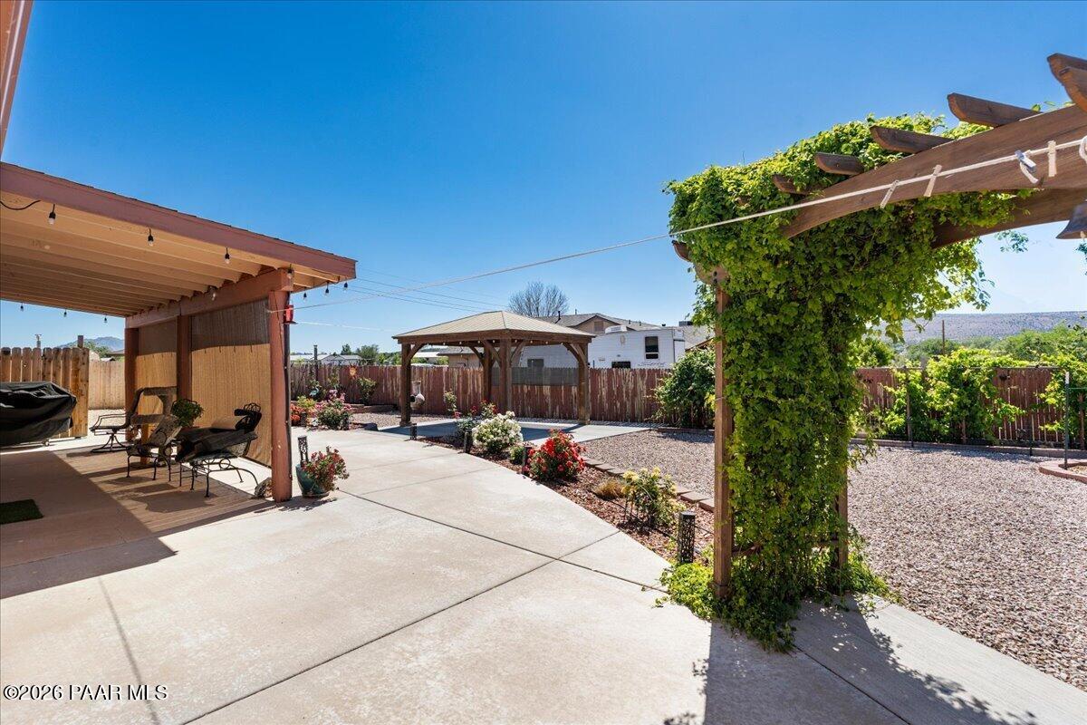 1614 N Road 4 1/2