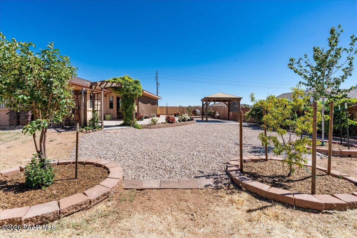 1614 N Road 4 1/2