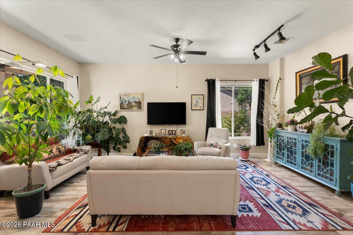 7648 E Nightingale Star Lane