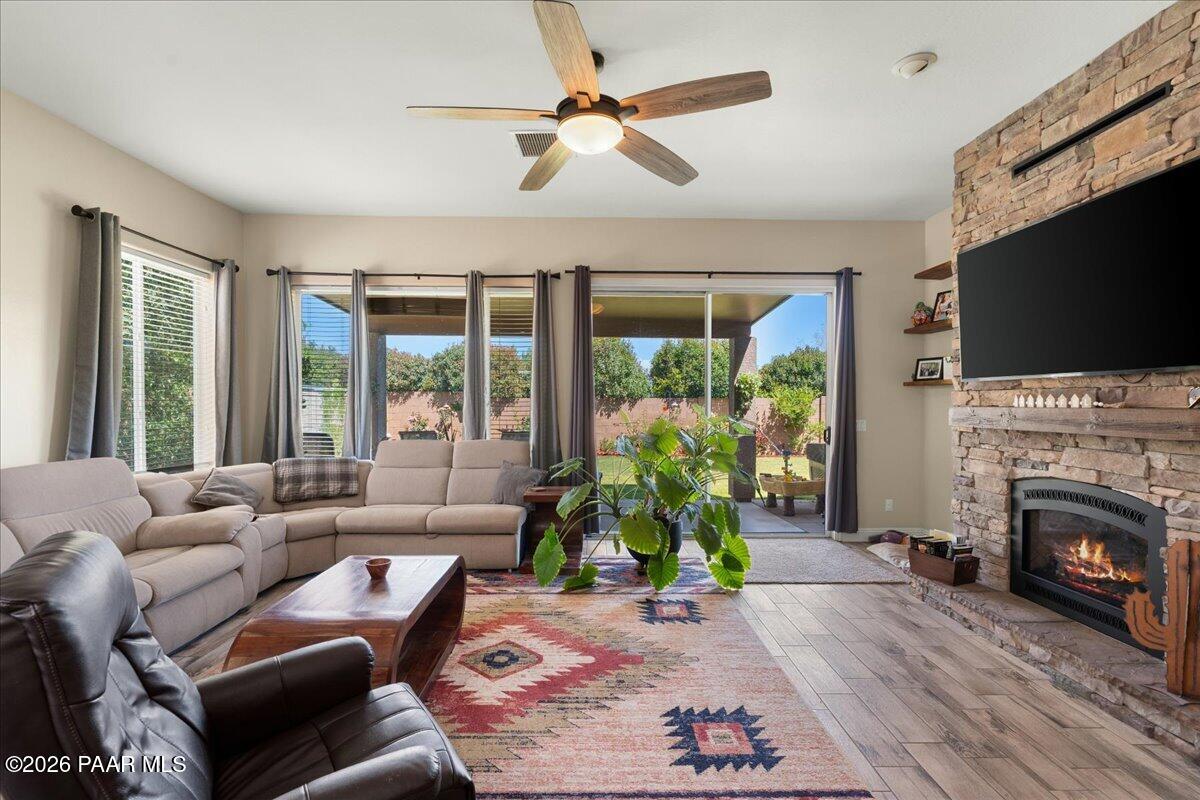 7648 E Nightingale Star Lane