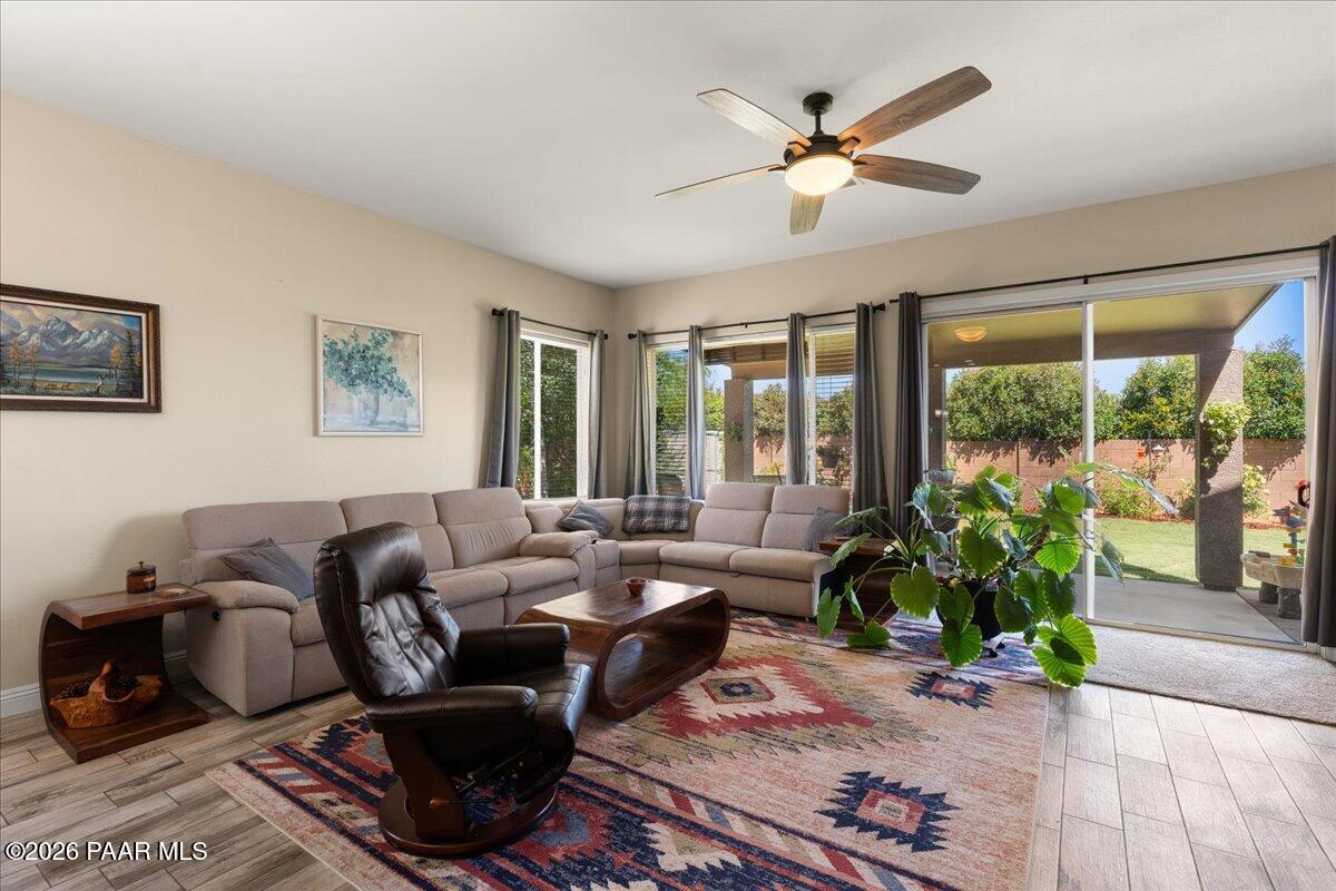 7648 E Nightingale Star Lane