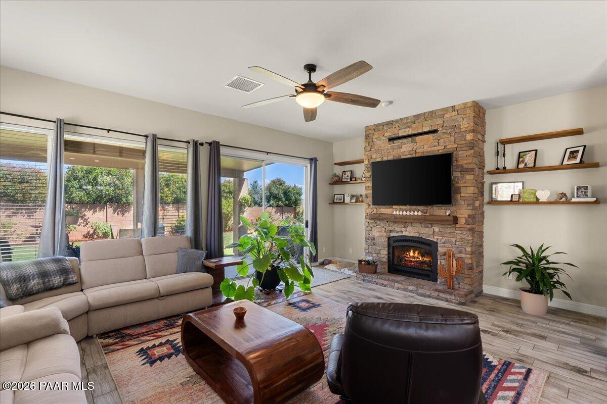 7648 E Nightingale Star Lane