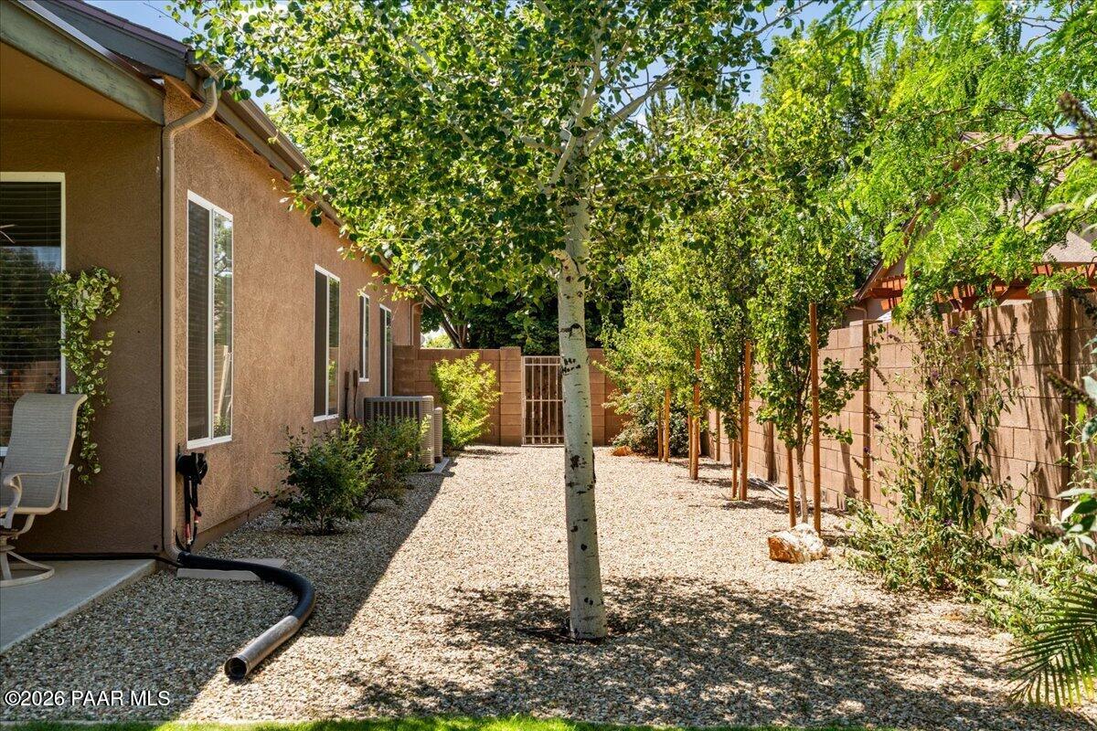 7648 E Nightingale Star Lane
