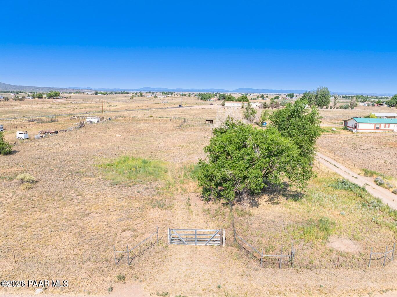 25050 N Larita Road