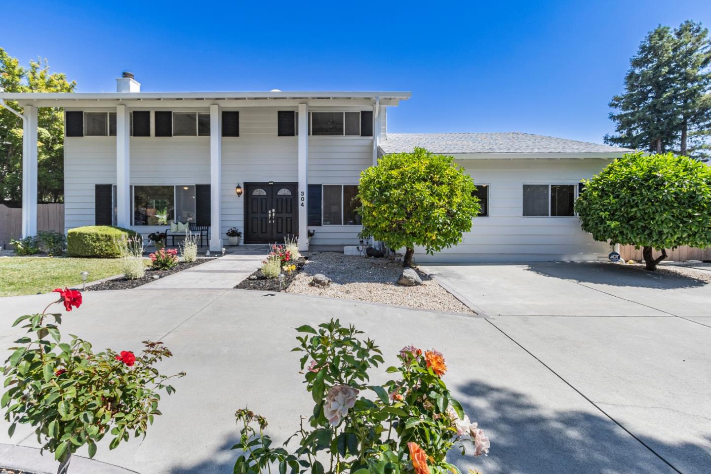 304 Westhill DR
