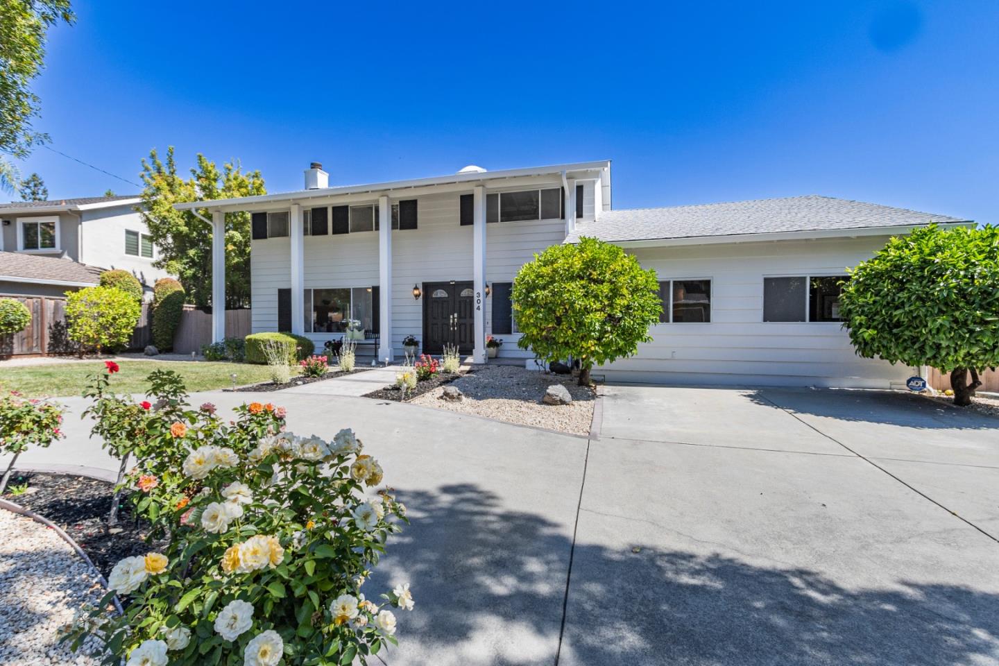 304 Westhill DR