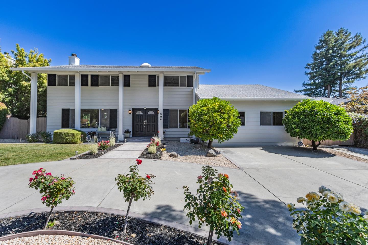 304 Westhill DR