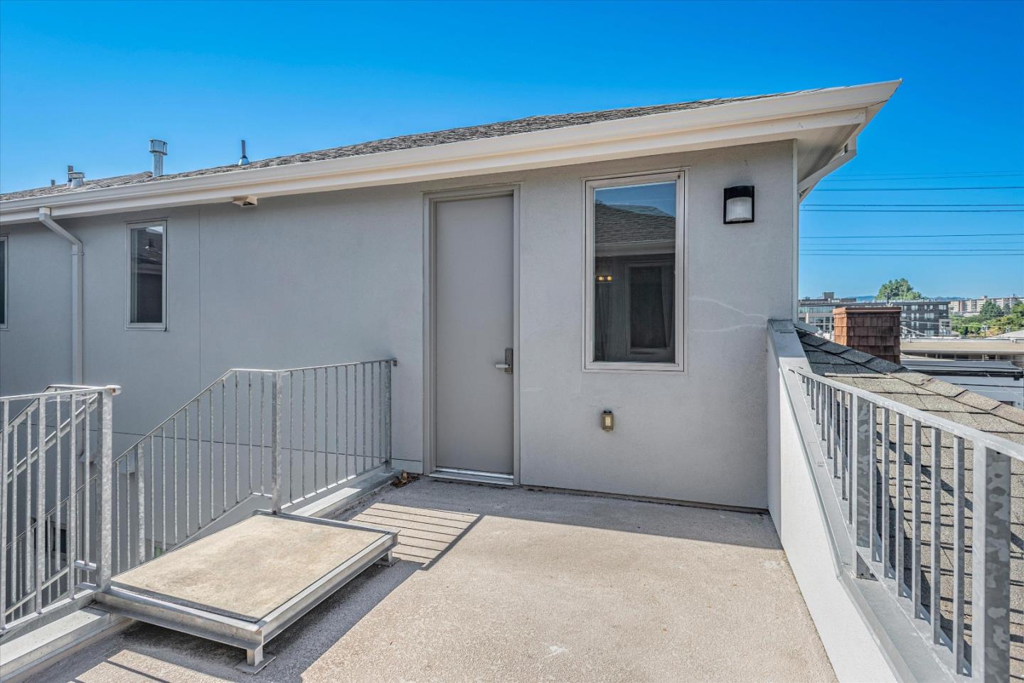 21 S Claremont ST 13