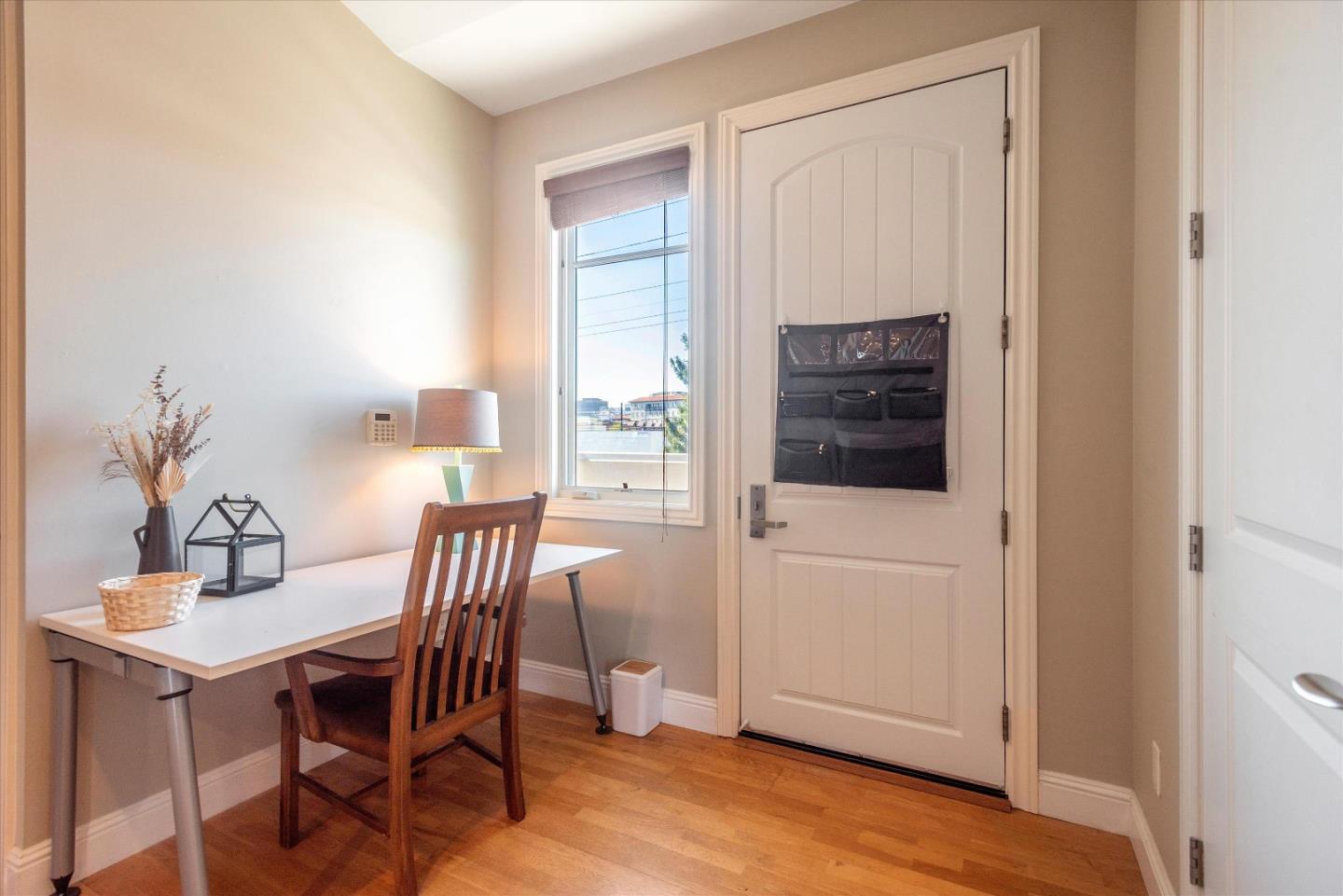 21 S Claremont ST 13