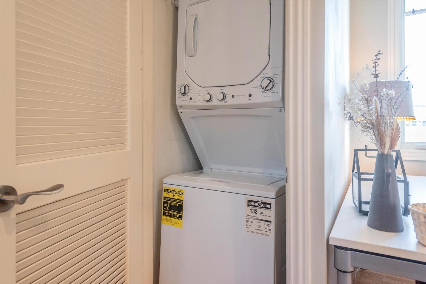 21 S Claremont ST 13