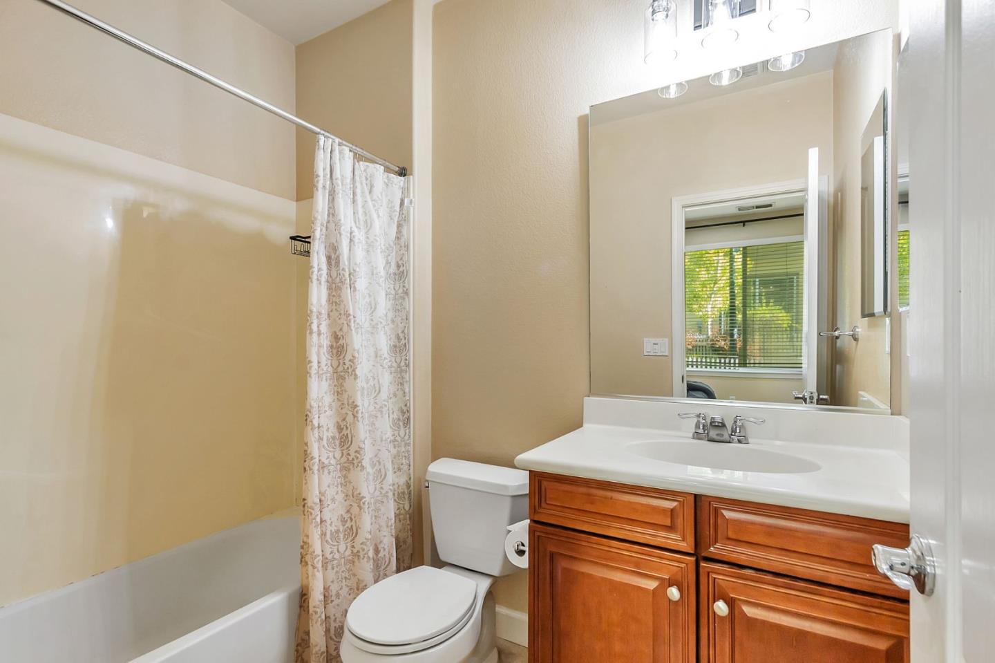 226 Peppermint Tree Terrace 2