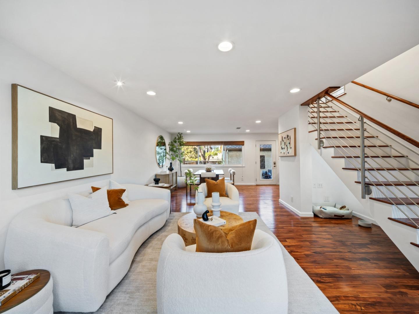 1031 Las Palmas Drive