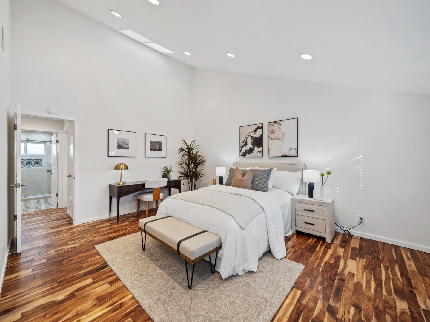 1031 Las Palmas Drive