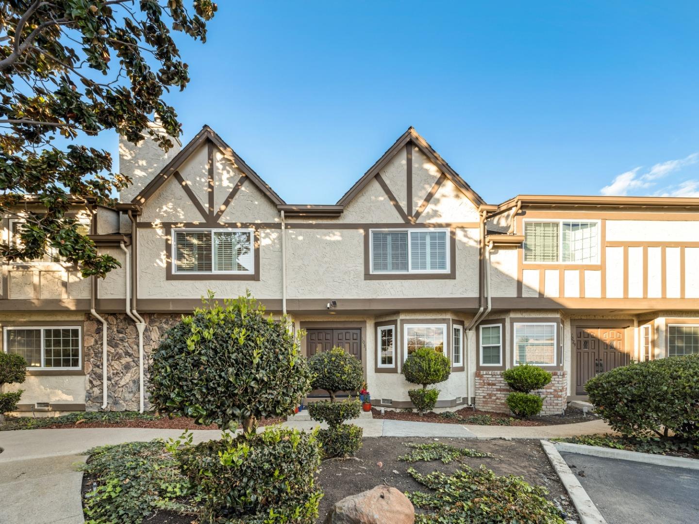 1031 Las Palmas Drive