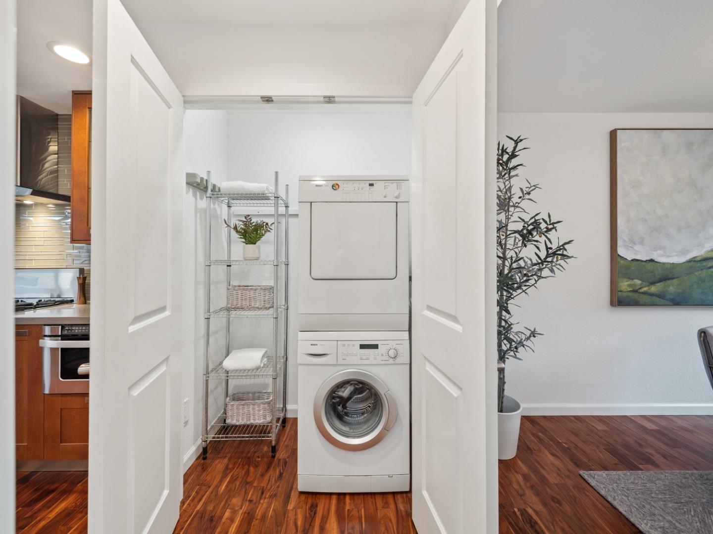 1031 Las Palmas Drive