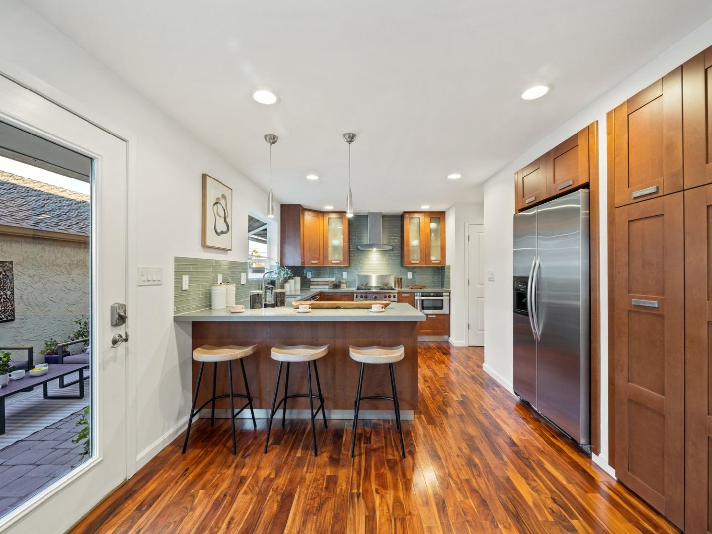 1031 Las Palmas Drive