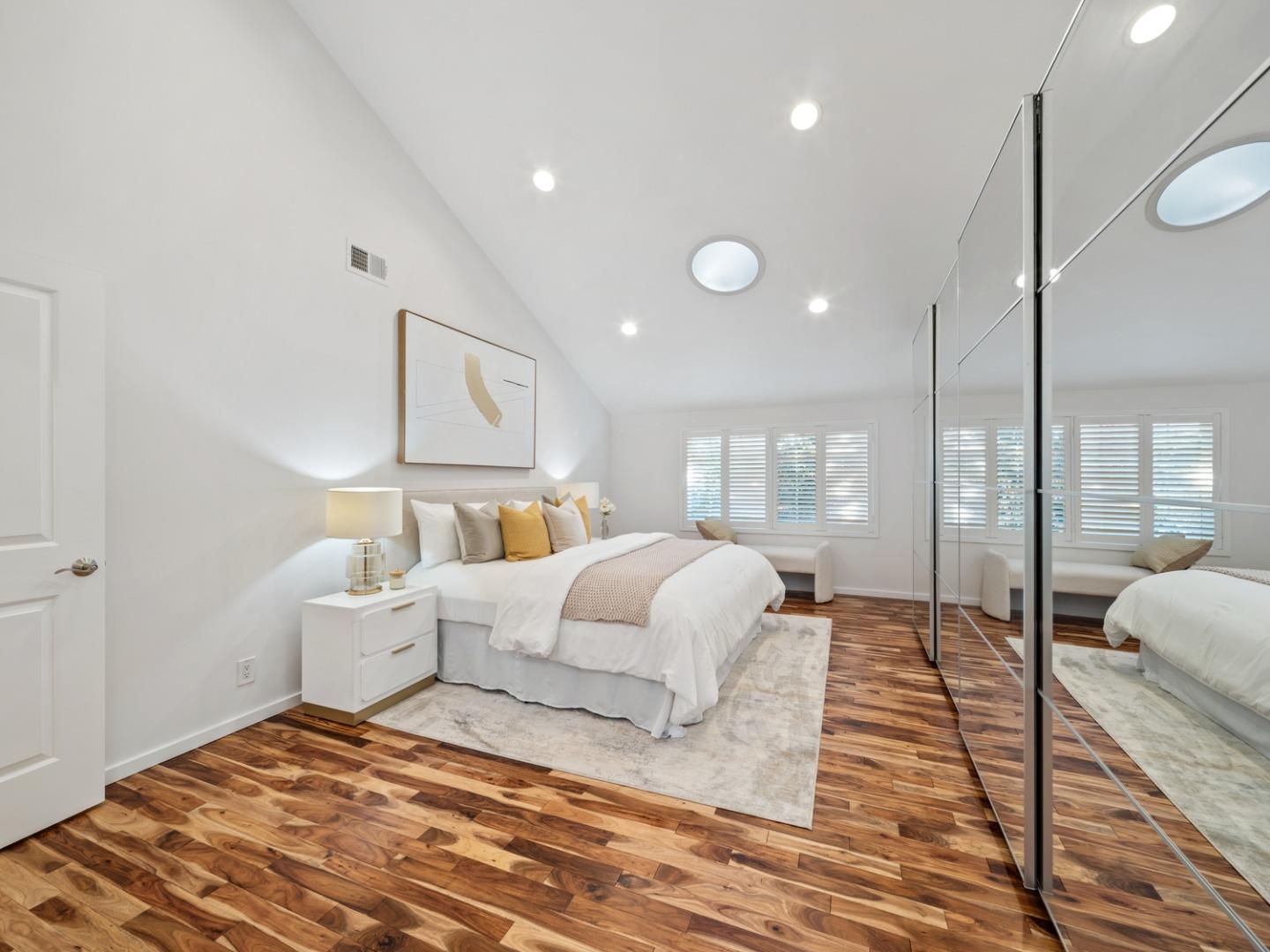 1031 Las Palmas Drive