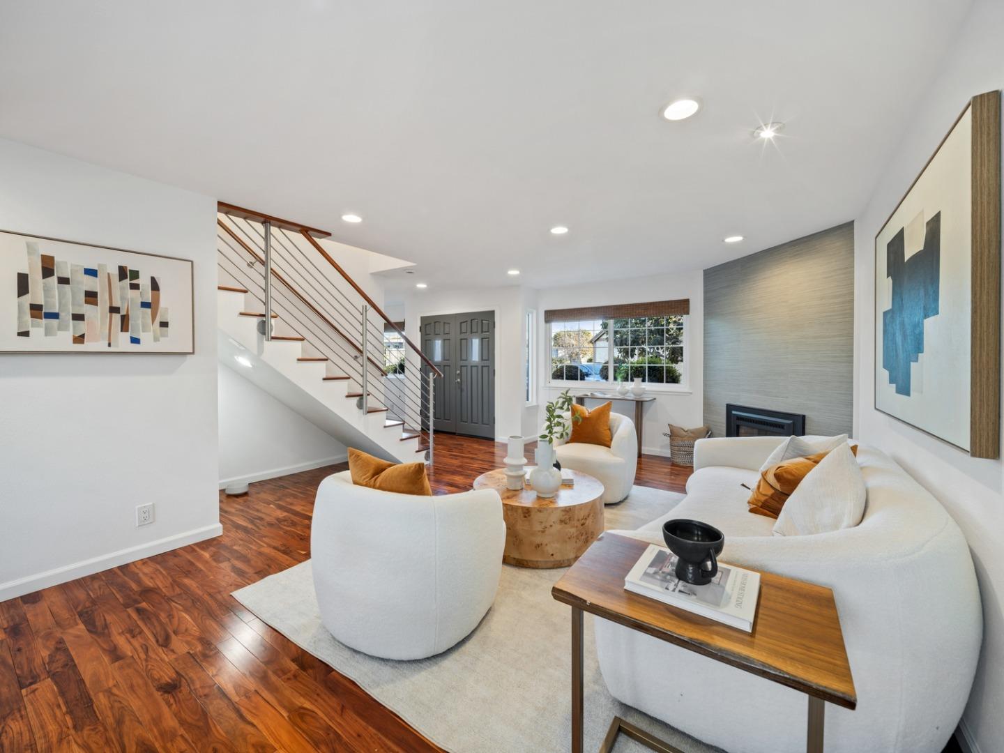 1031 Las Palmas Drive