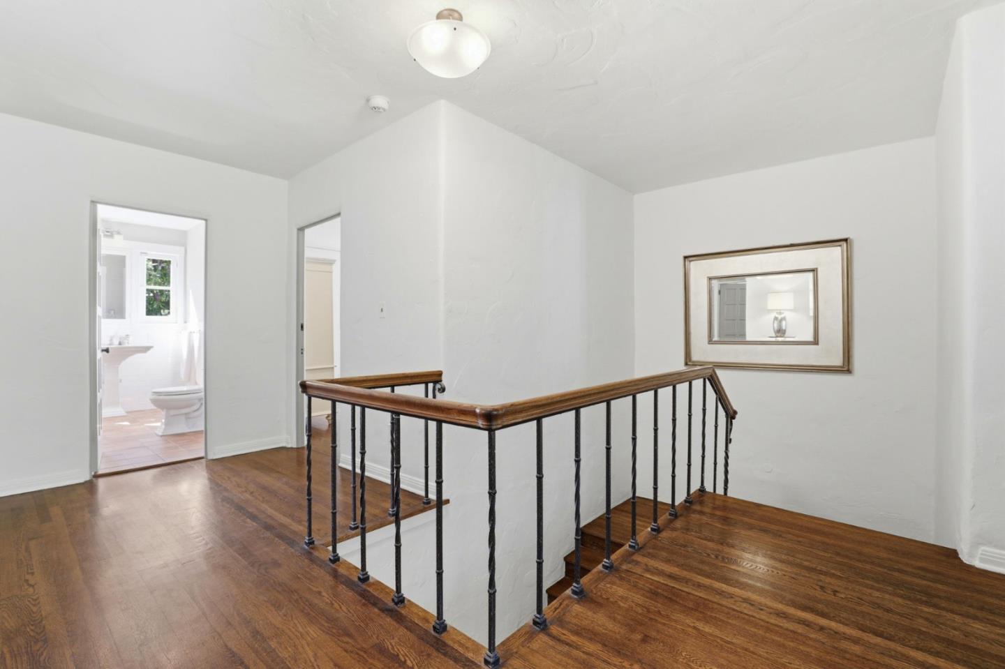 566 East Crescent Drive