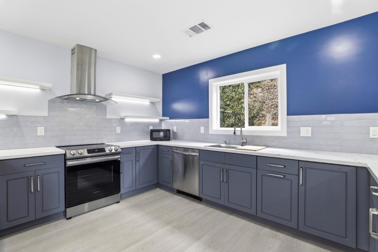 1802 Ponca Court