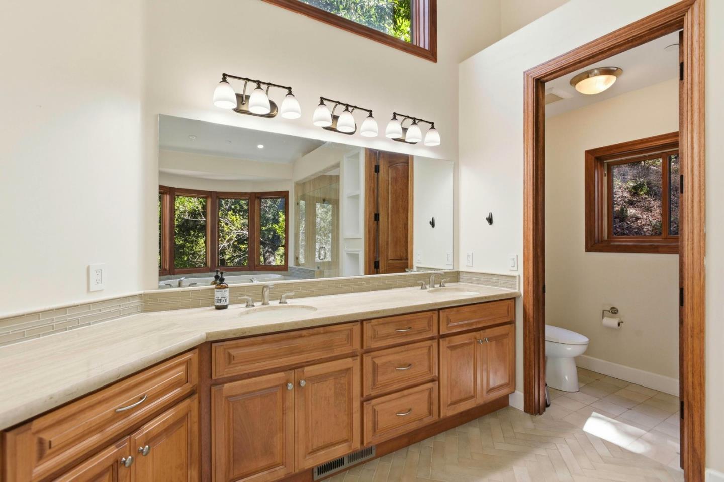3911 Pepper Tree CT