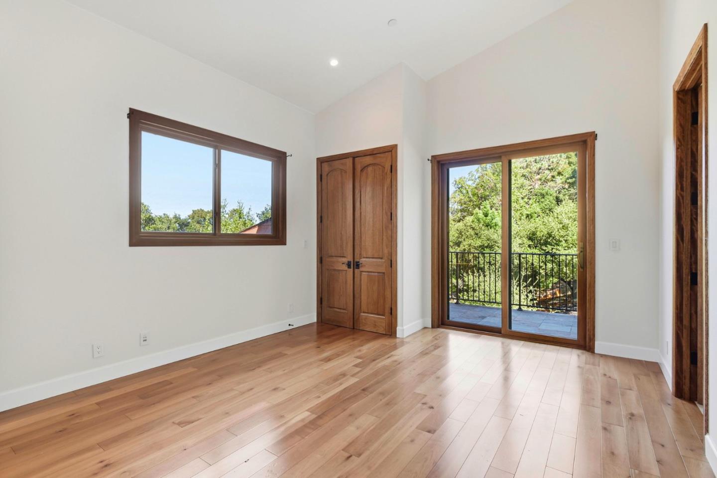 3911 Pepper Tree CT