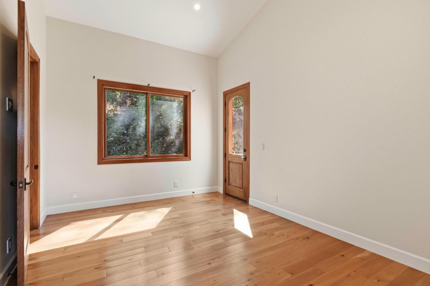 3911 Pepper Tree CT