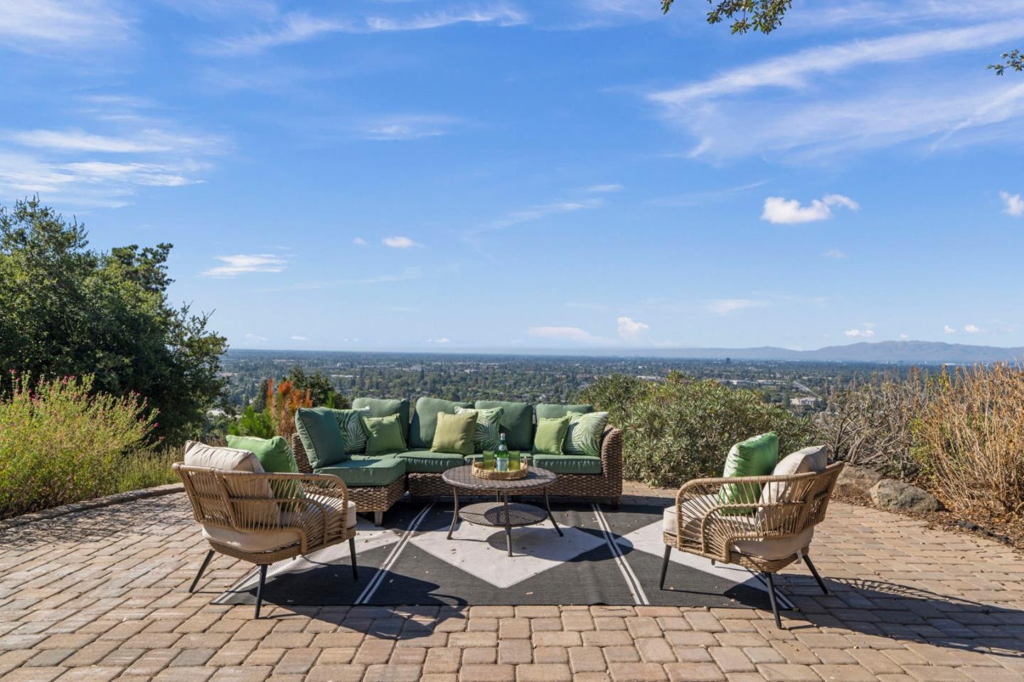 14942 Larga Vista DR