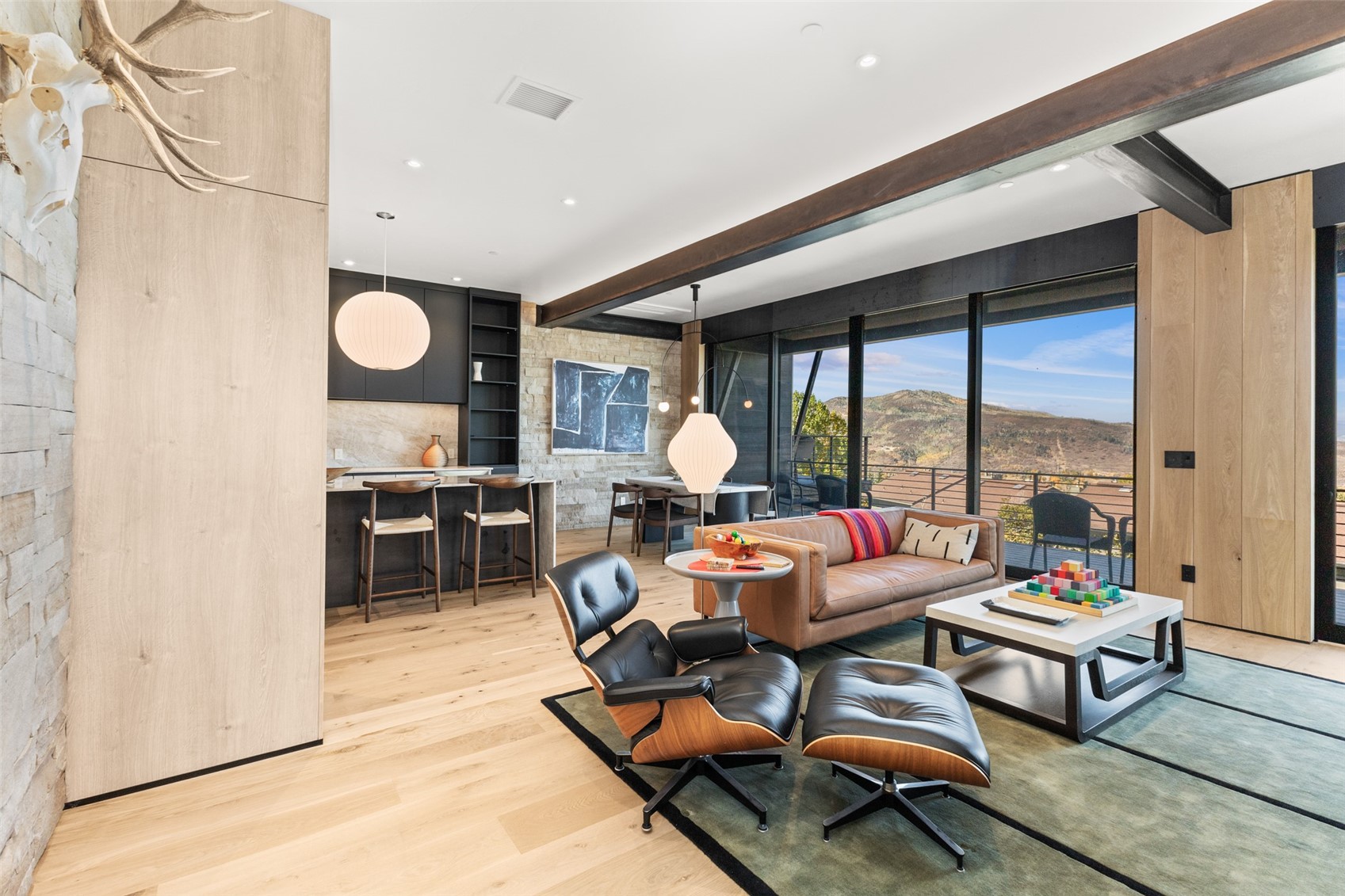 1312 Mira Vista COURT