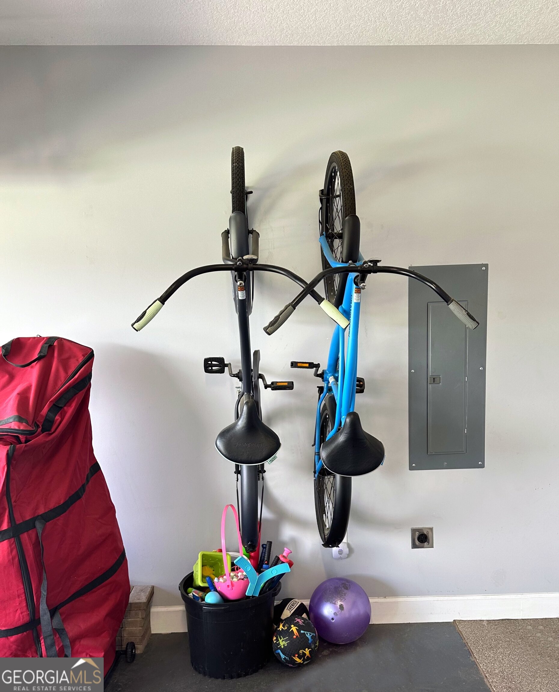 163 Twinn Lakes Drive