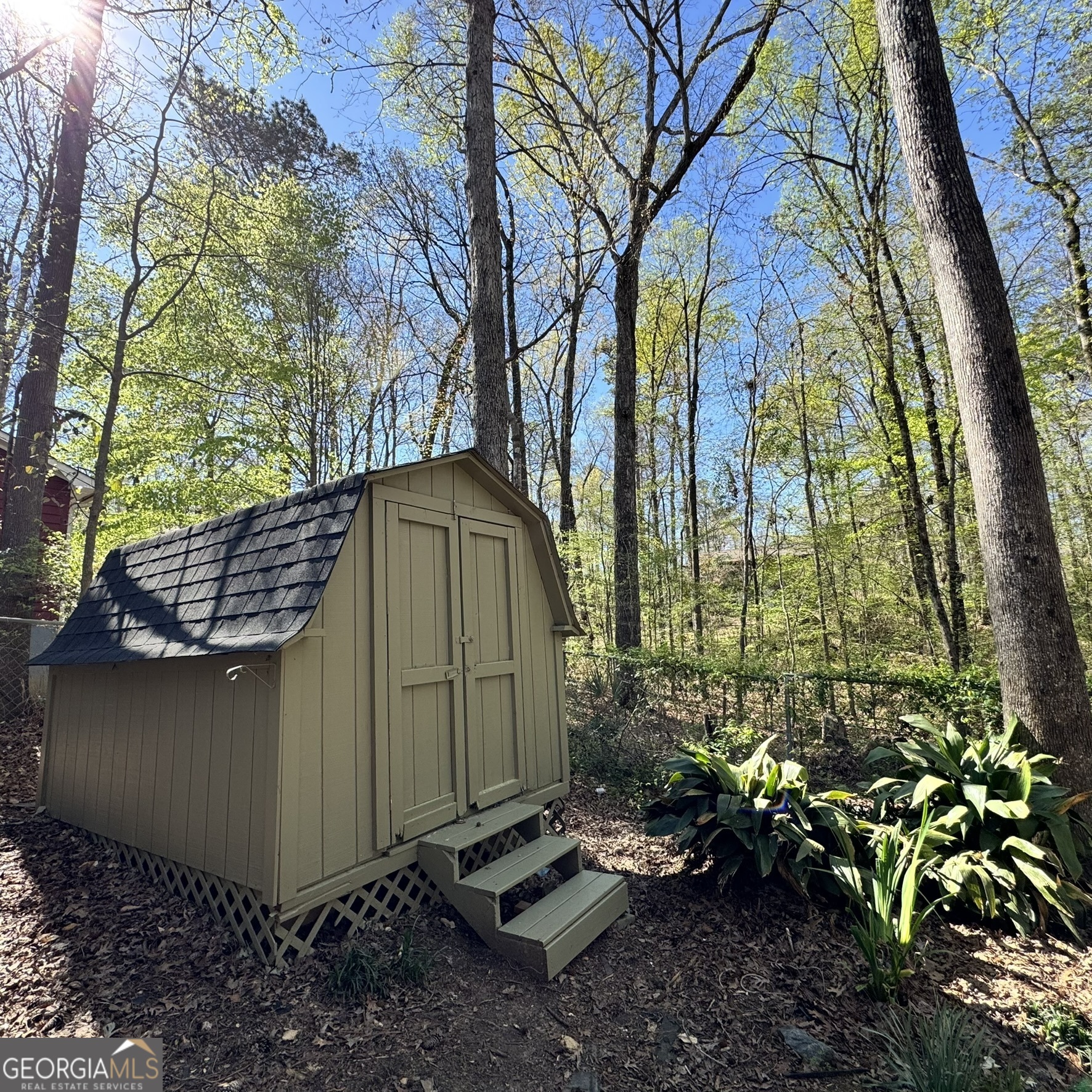 281 Greentree Parkway