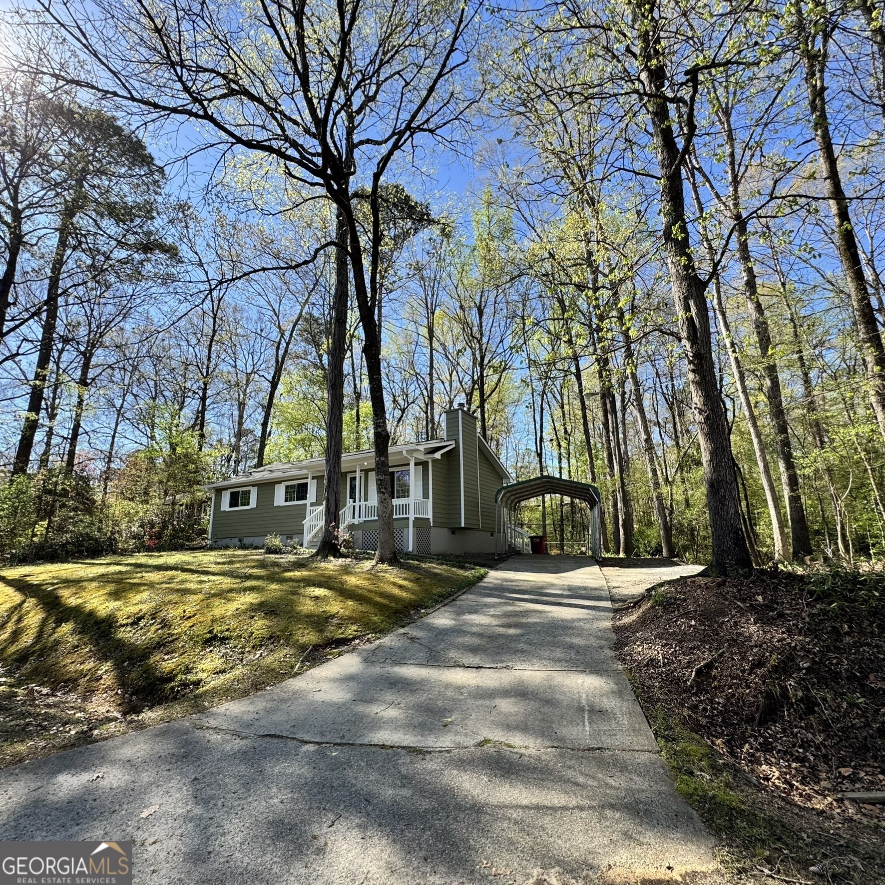 281 Greentree Parkway