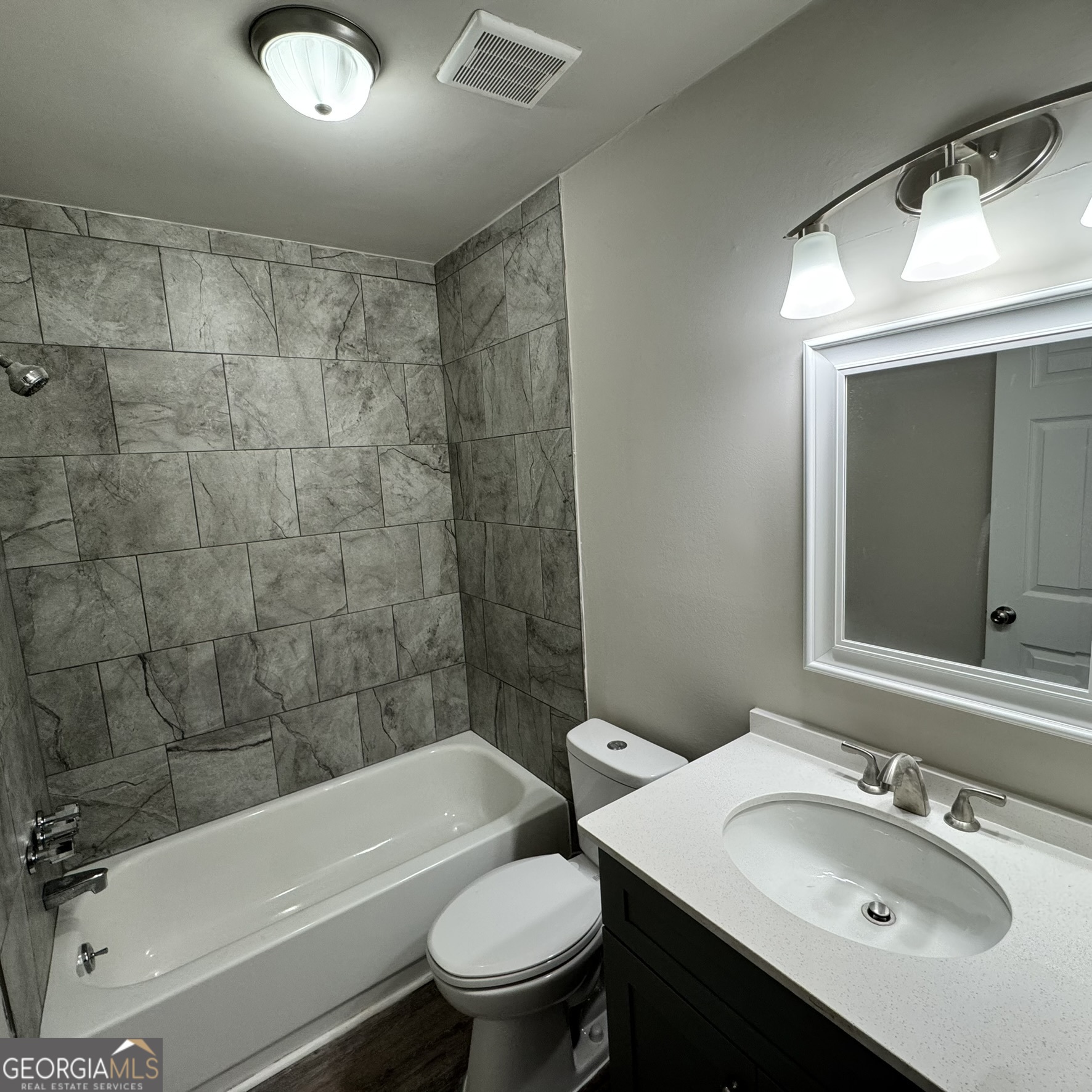 281 Greentree Parkway