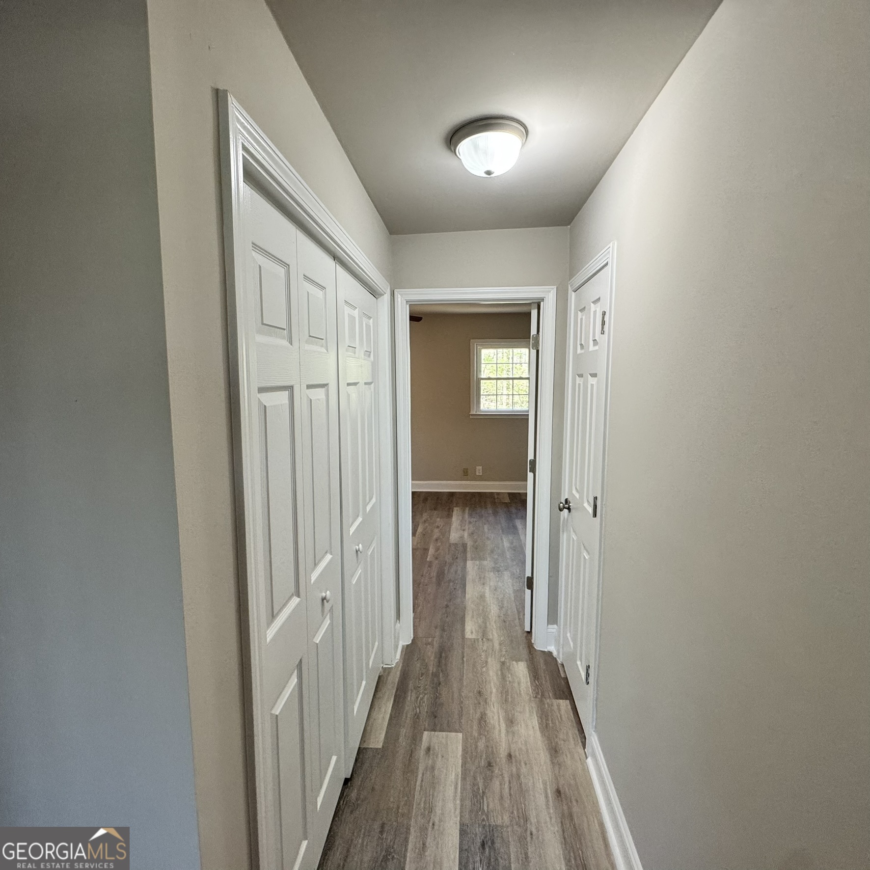 281 Greentree Parkway