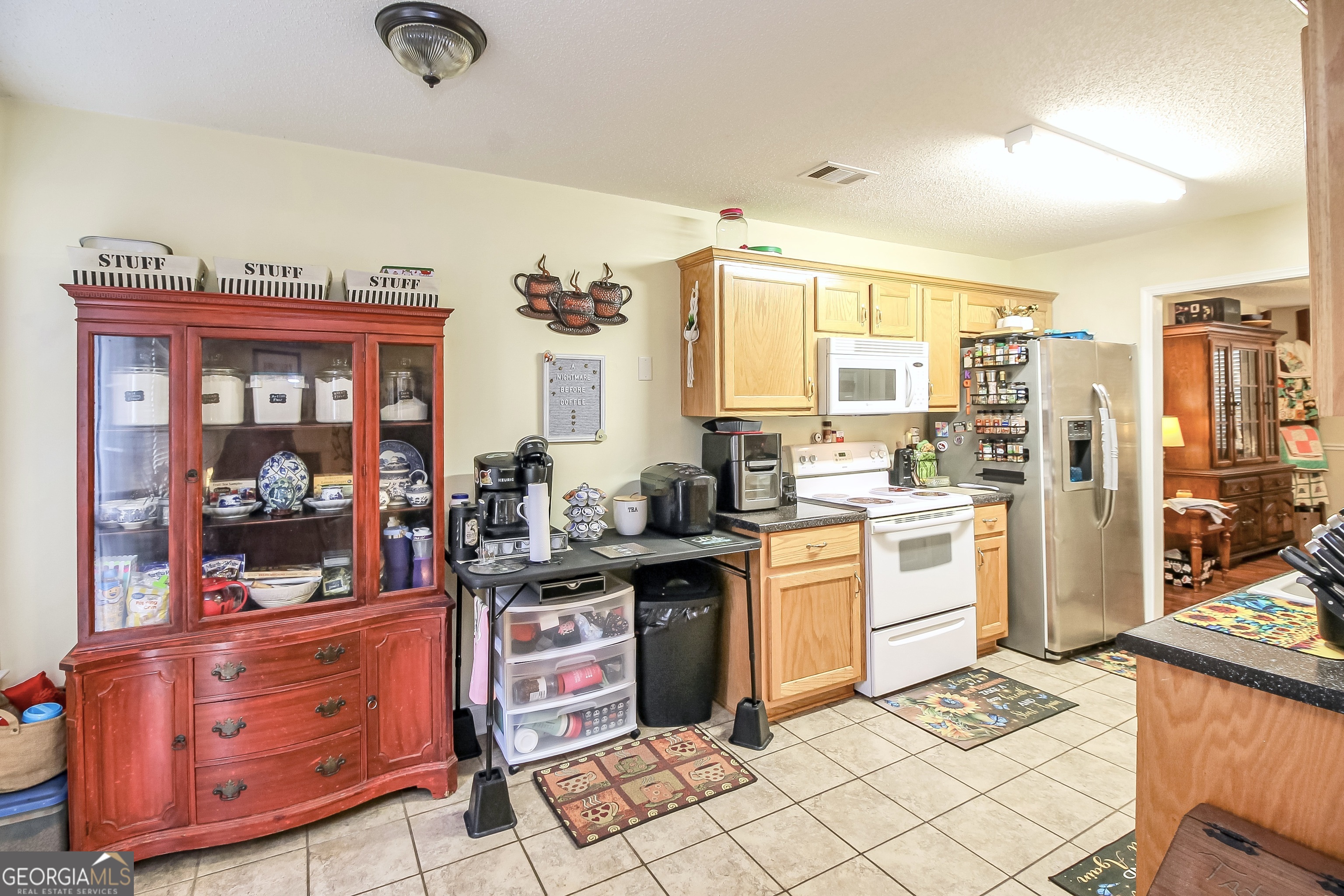 1103 Larkspur Drive