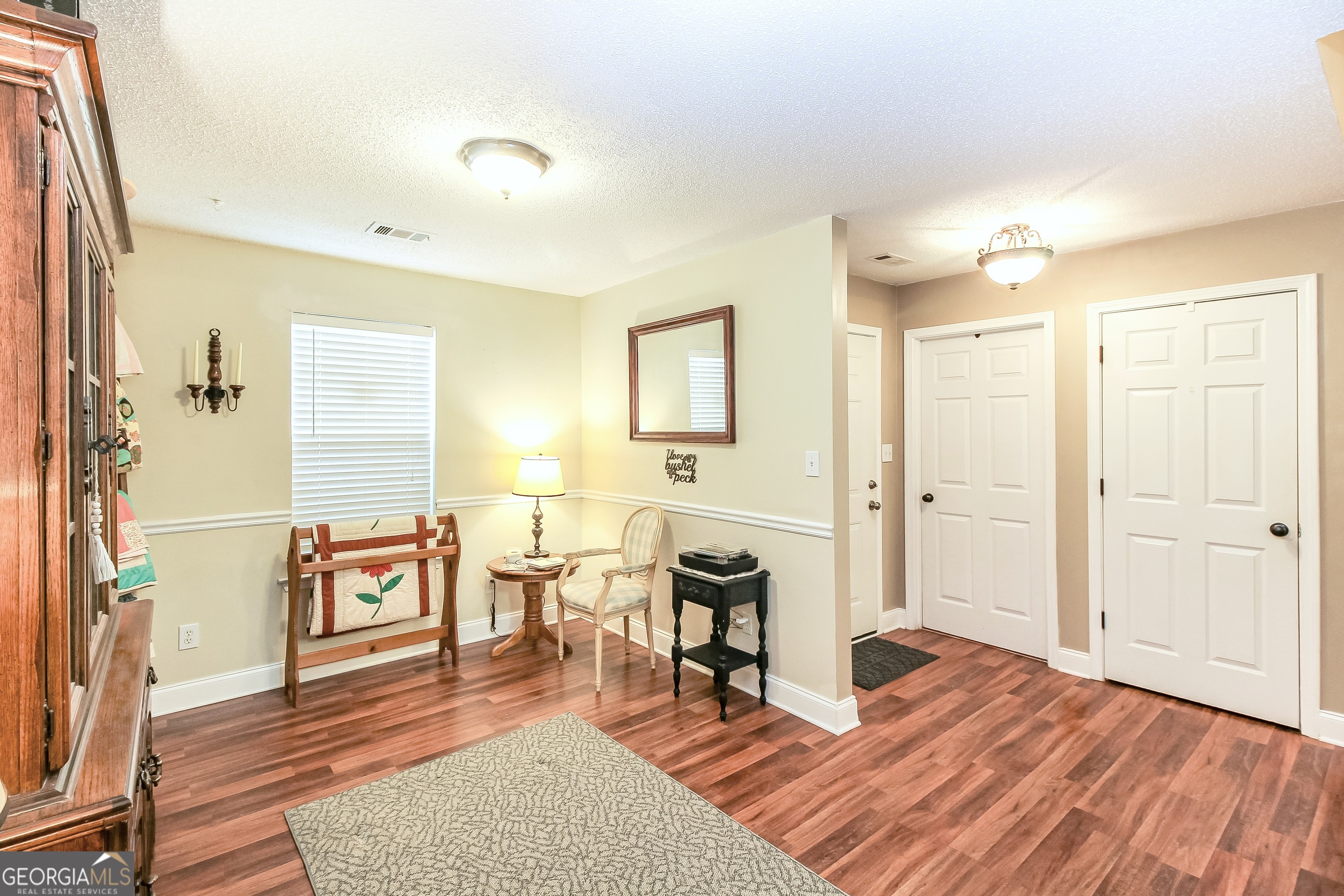 1103 Larkspur Drive