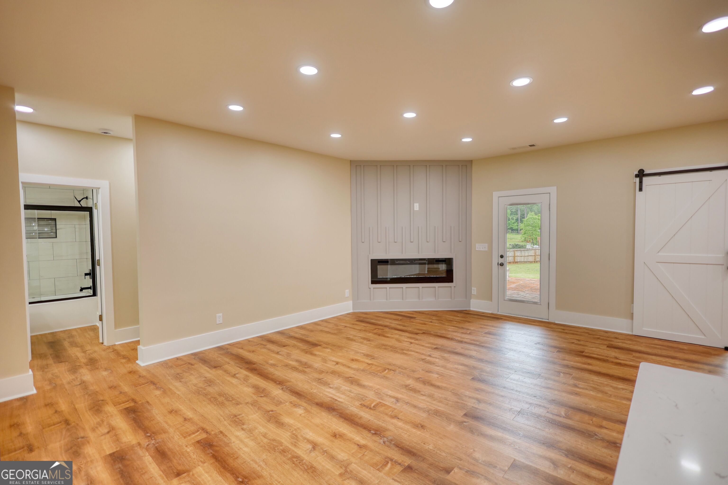 25 Oakbrook Lane