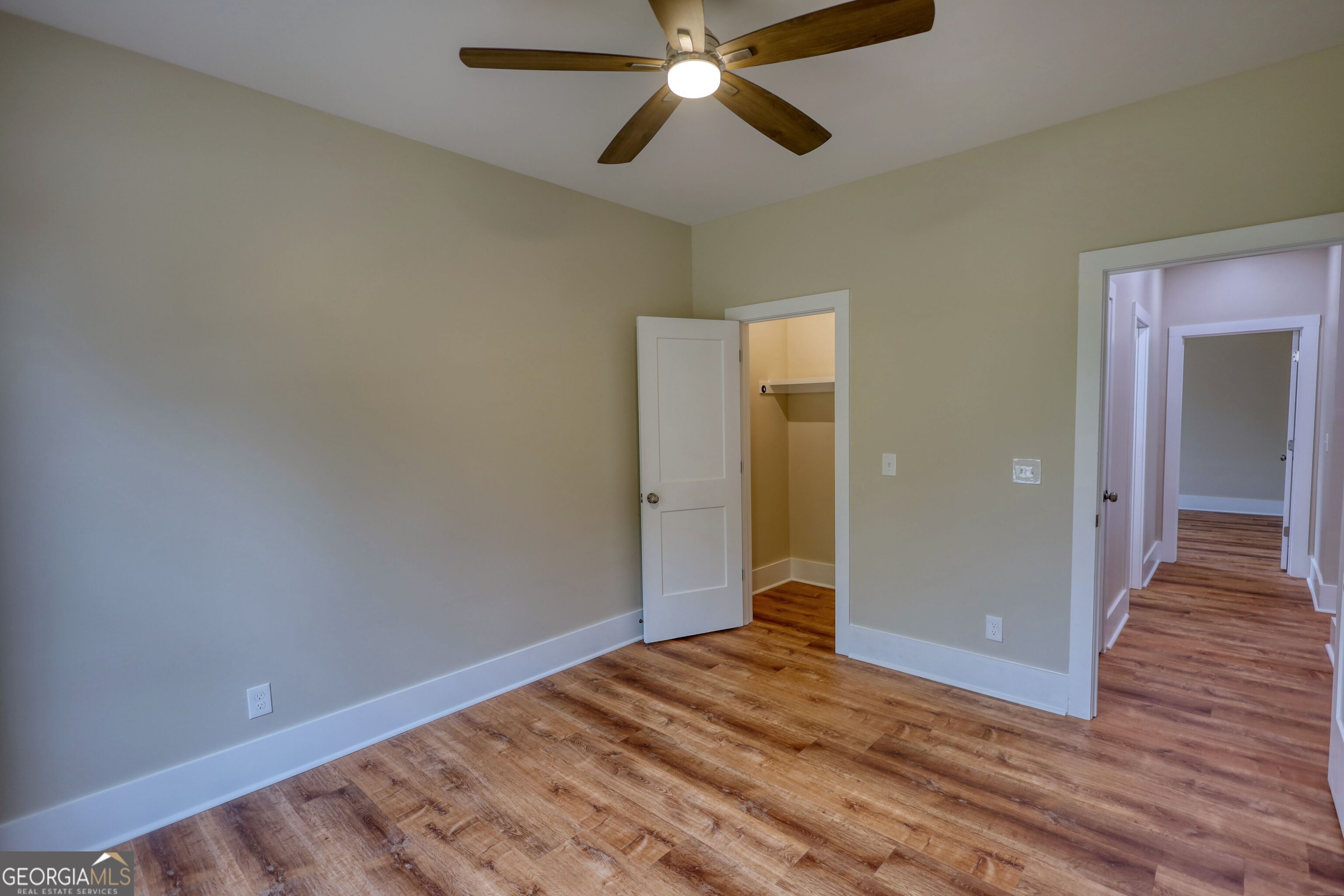 25 Oakbrook Lane