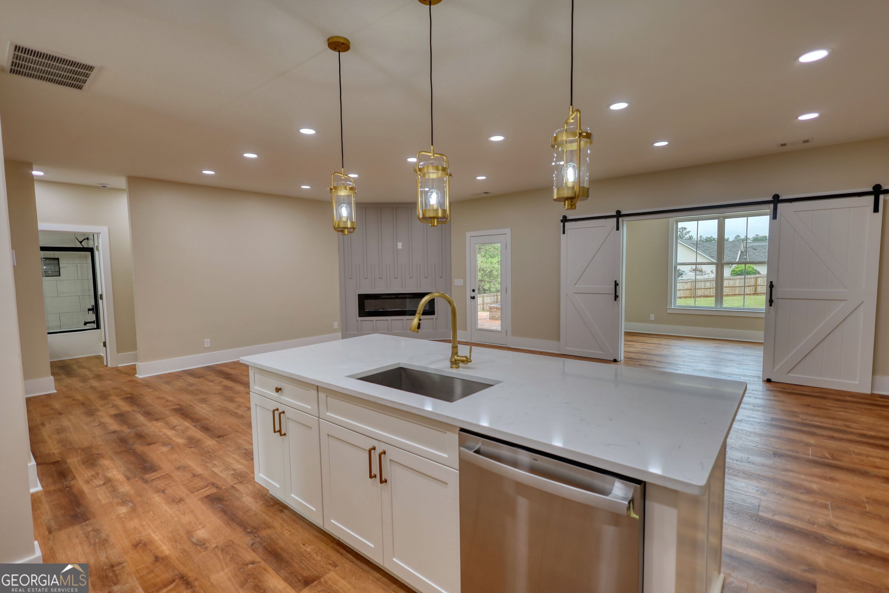 25 Oakbrook Lane
