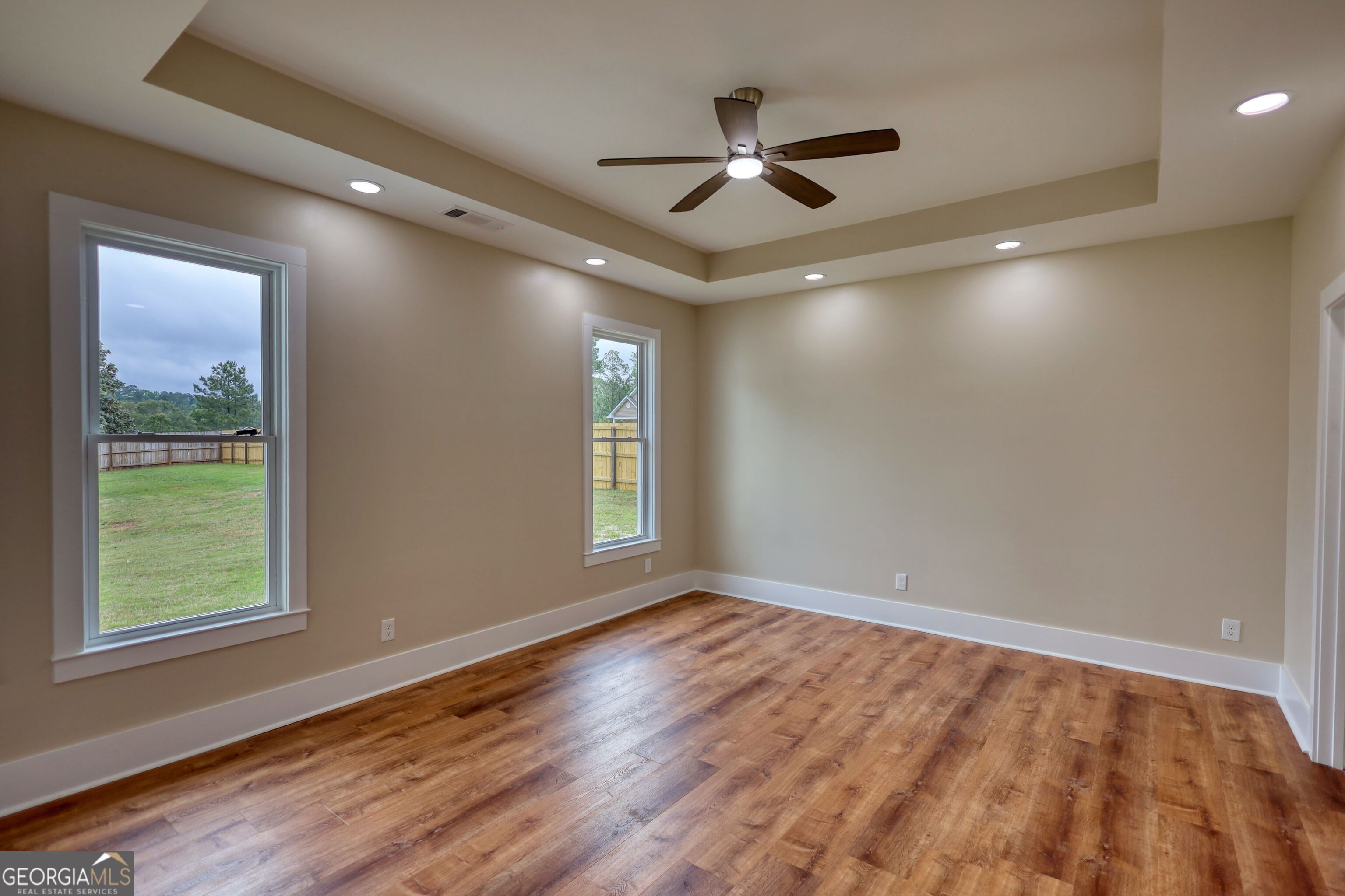 25 Oakbrook Lane